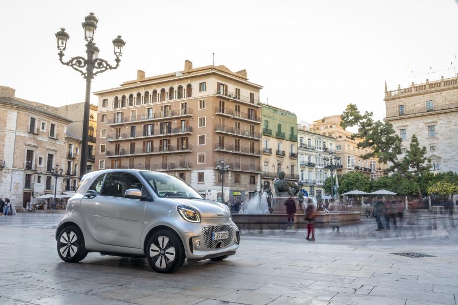  Smart EQ ForTwo Prime Coupe (C453) 2020 года  (WW) (фото 26 из 28)